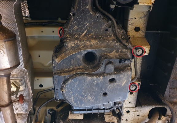 Protector del deposito AdBlue Ford Transit Custom