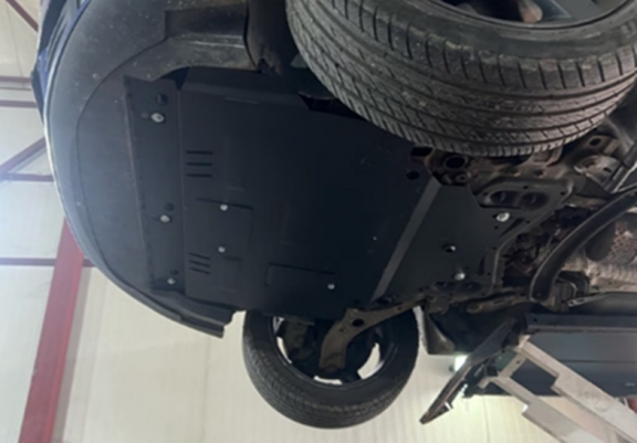 Cubre carter metalico Ford Focus 2