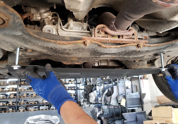Cubre carter de aluminio Audi A3