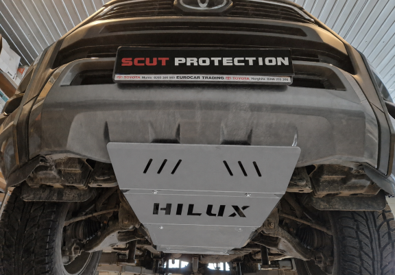 Protector de aluminio del radiador Toyota Hilux Invincible