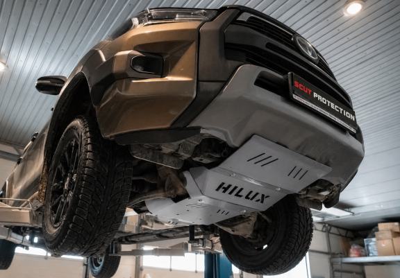 Protector de aluminio del radiador Toyota Hilux Invincible