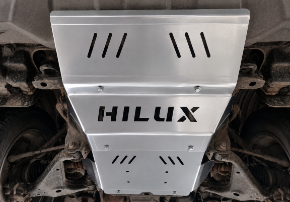 Protector de aluminio del radiador Toyota Hilux Invincible