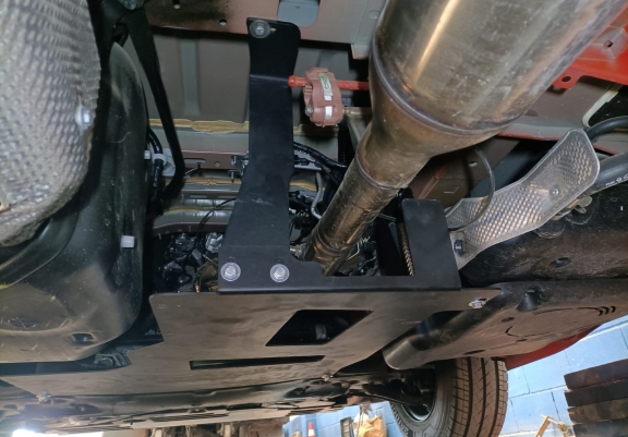 Protector del catalizador/cat lock Nissan Interstar