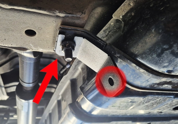 Protector del deposito de combustible KGM Musso